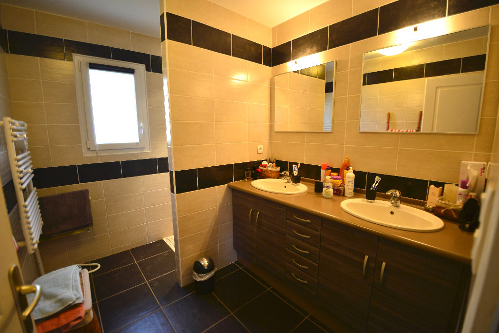 Photo Maison à 5 minutes de Riom récente de plain-pied 3ch image 5/5