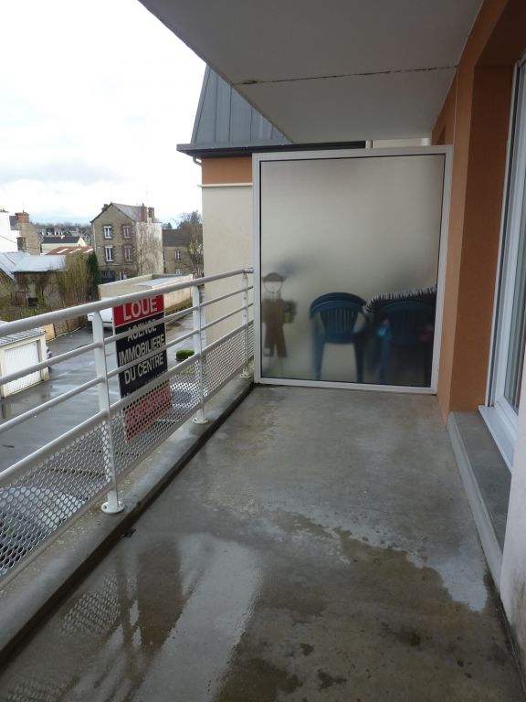 PONTIVY - Appartement T2 - Résidence avec ascenseur + parking + balcon - photo 9