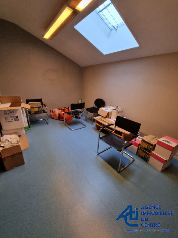 Photo Bureaux Pontivy 108 m2 image 3/4