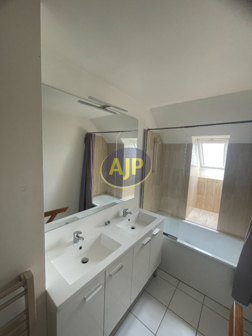 Appartement Pontivy - 63 M2 - photo 4