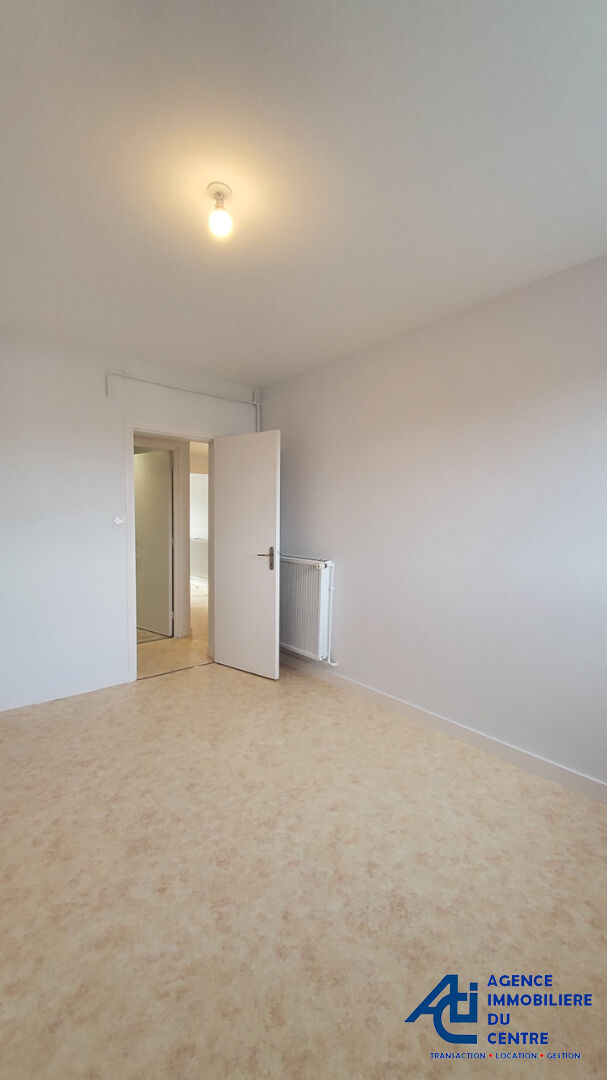 Photo Appartement Pontivy 3 pièce(s) 65.80 m2 image 6/6