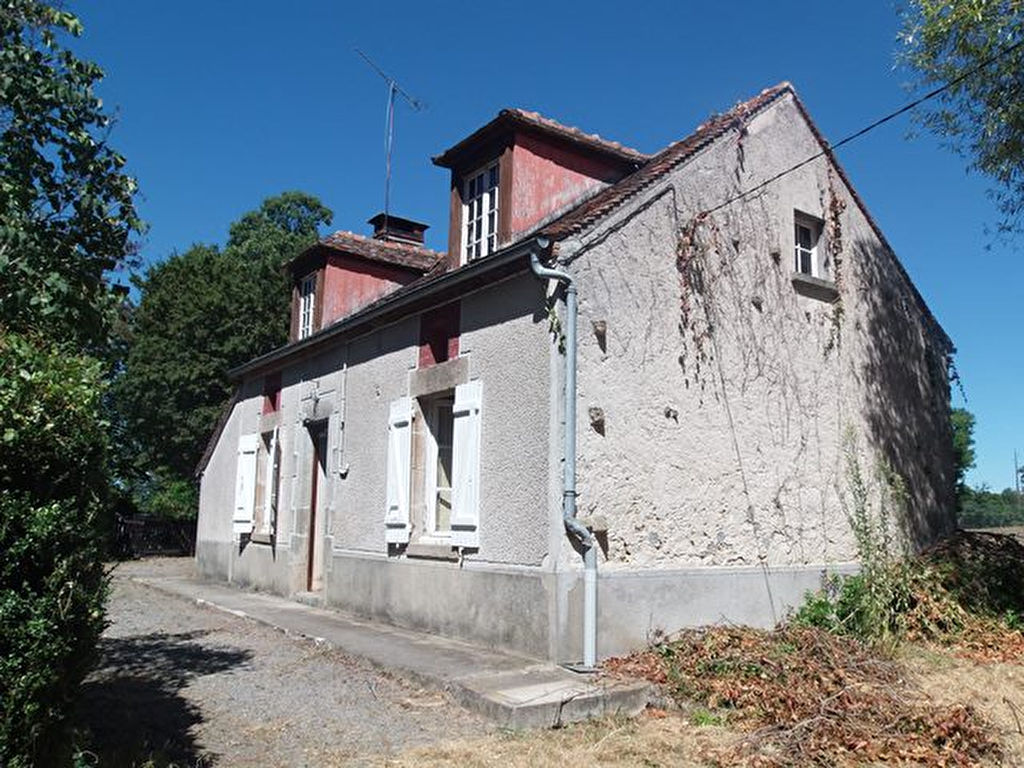 ST SULPICE LES FEUILLES MAISON DE VILLAGE ArnaclaPoste 87160