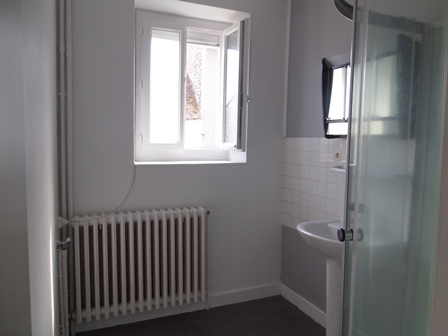 Photo AZERABLES - MAISON DE BOURG image 6/6