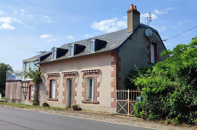 SECTEUR ST BENOIT DU SAULT - MAISON DE VILLAGE