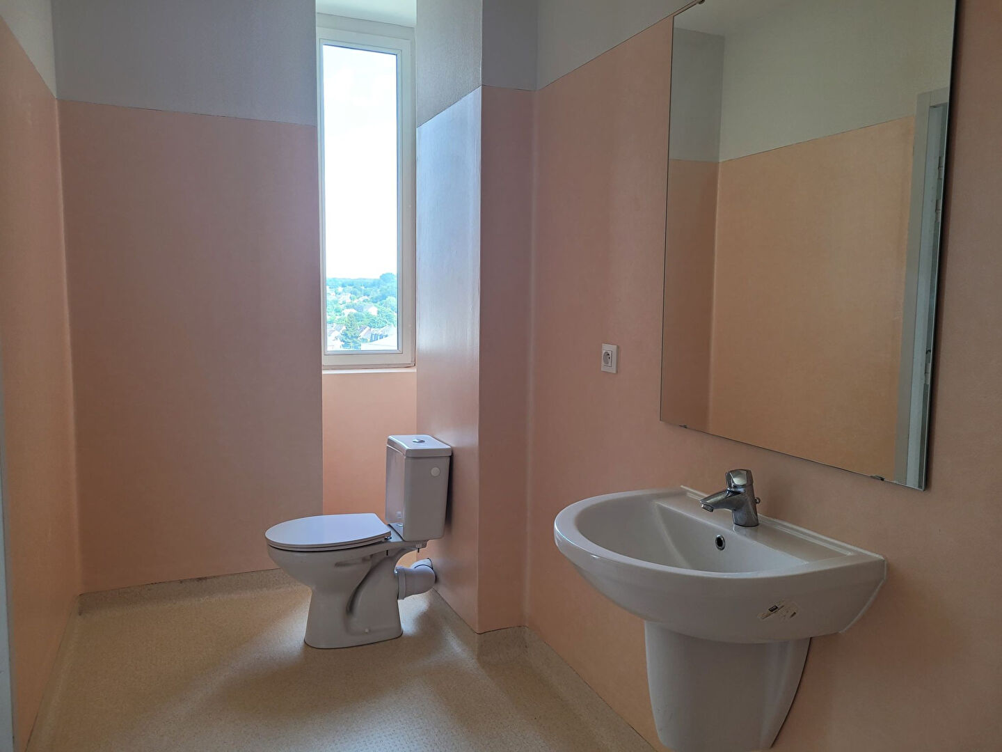 Photo LA SOUTERRAINE - STUDIO image 5/6