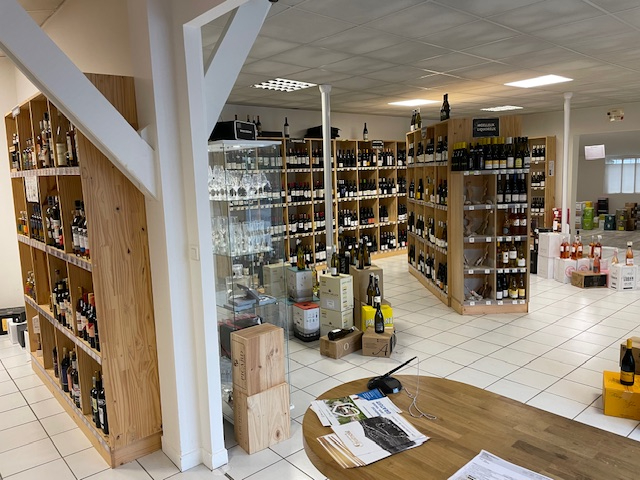 Photo Local commercial image 2/3