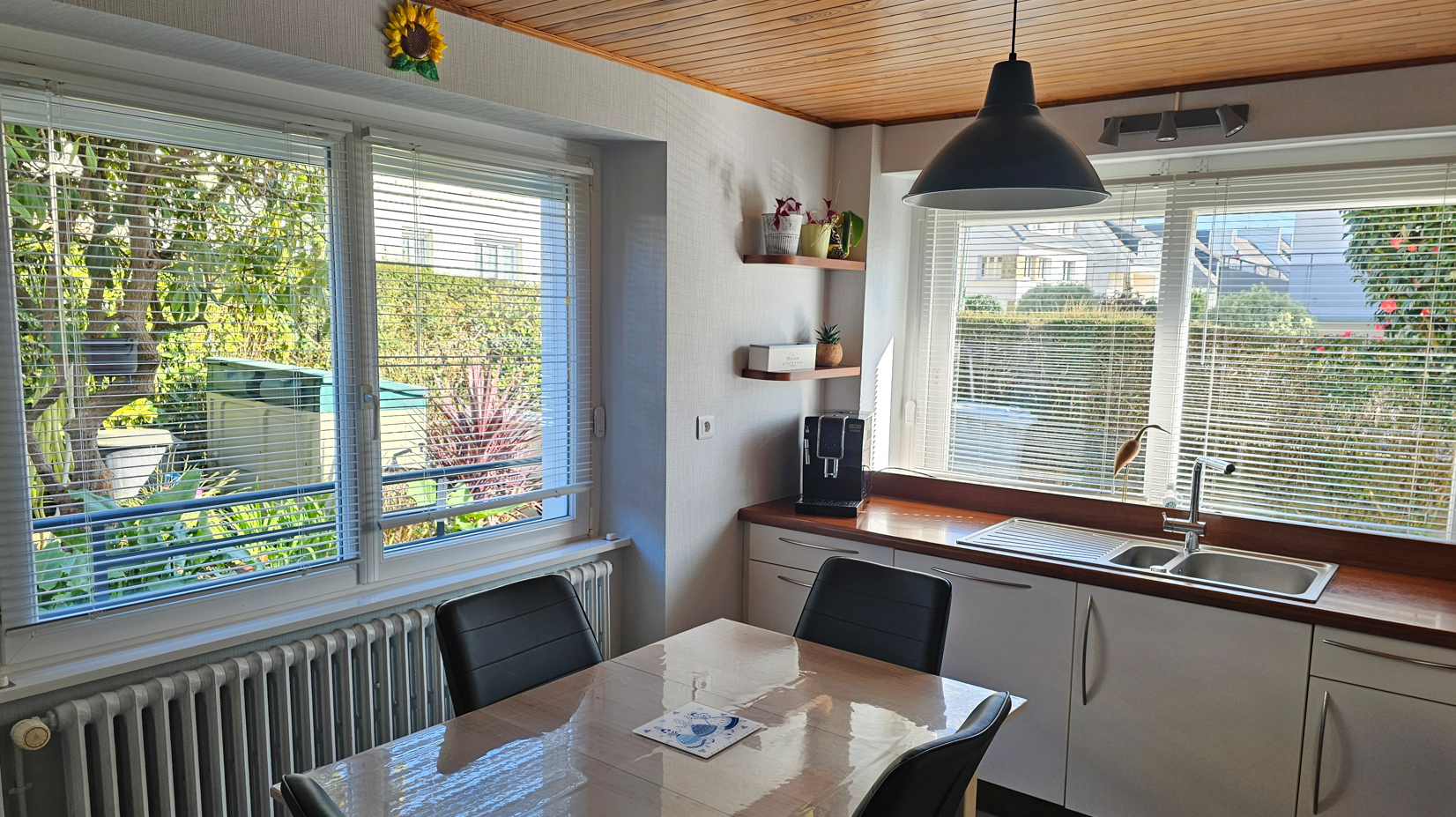 Photo QUIMPER Magnifique maison de ville, beaux volumes image 3/6