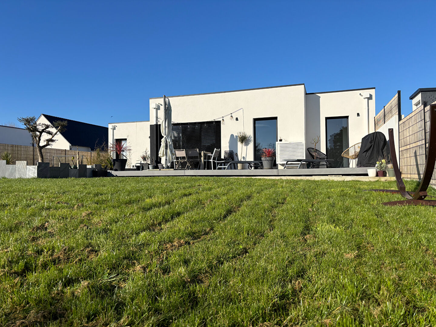 Photo Maison contemporaine de plain pied image 1/6