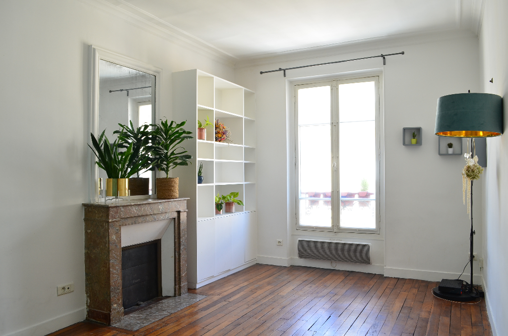 Photo Appartement non MEUBLE Paris 75017 2 pièce(s) 42 m2 - Quartier des Batignolles image 3/6