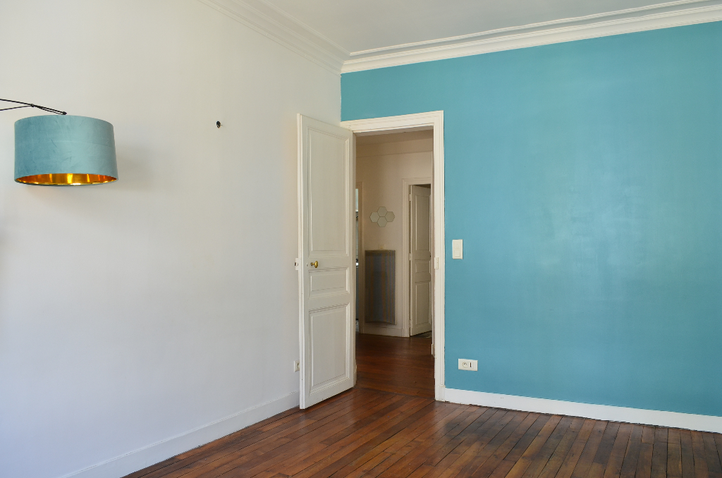 Photo Appartement non MEUBLE Paris 75017 2 pièce(s) 42 m2 - Quartier des Batignolles image 4/6