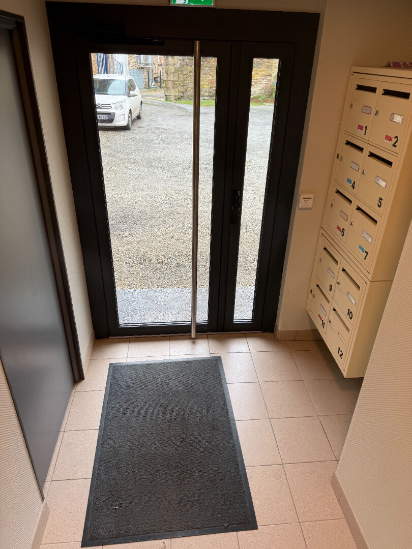 Photo Exclusivité - Immeuble de rapport en monopropriété - 12 lots - Montauban De Bretagne - 547 m2 image 2/5