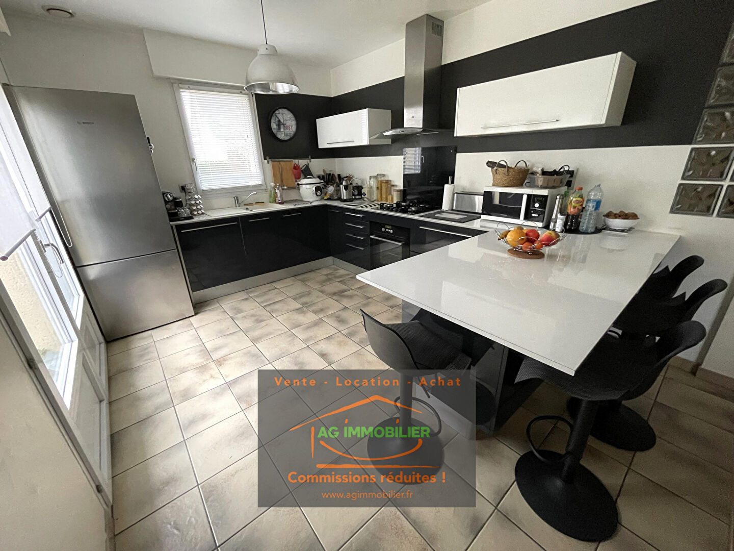 Photo PACE  : Maison d'architecte de 172 m² hab + sous-sol complet 88 m² sur un terrain de près de 1000m² image 5/6