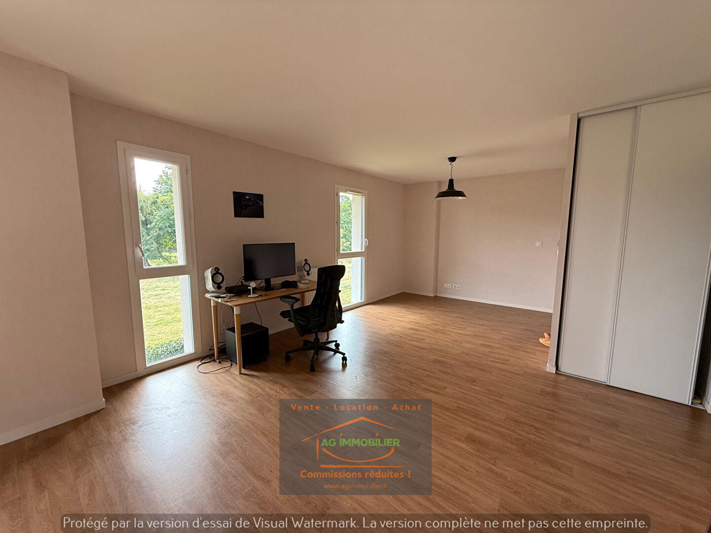 Photo Appartement Breteil - 3 pièces 64 m2 - balcon sud - cellier - 2 places de parkings image 6/6