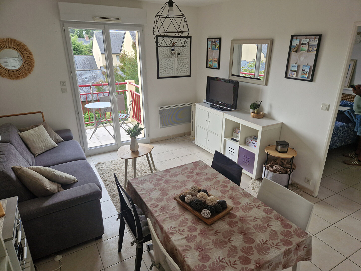 DINARD : Proche Prieuré et école hôtelière  - Appartement T2 - 39m² env - garage fermé + parking libre