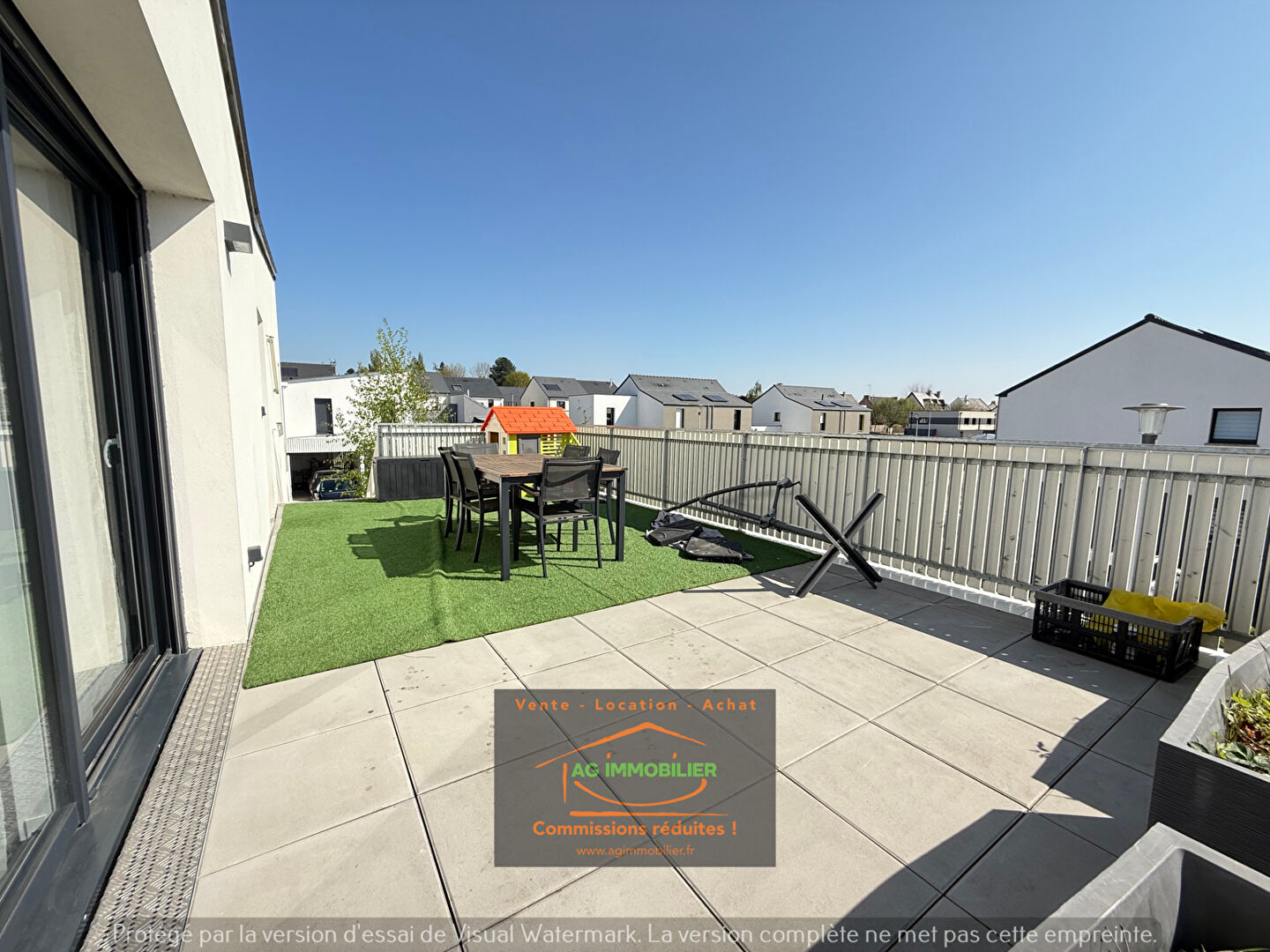 Montgermont T3de 72 m² avec terrasse privative de 33m² et 2 parkings!