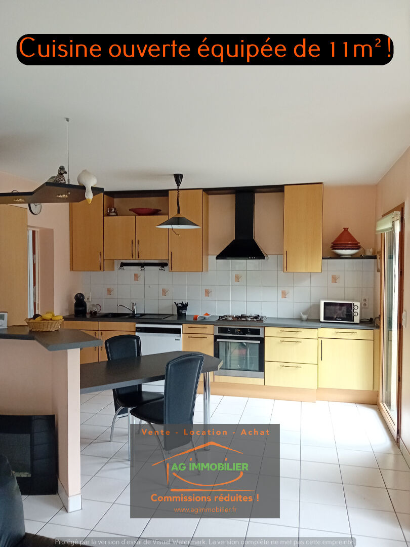 Photo PACE - Quartier VERGEAL maison non mitoyenne de 160 m2 sur un magnifique terrain de 530m² exposé ouest avec vues sur la nature ! image 6/6