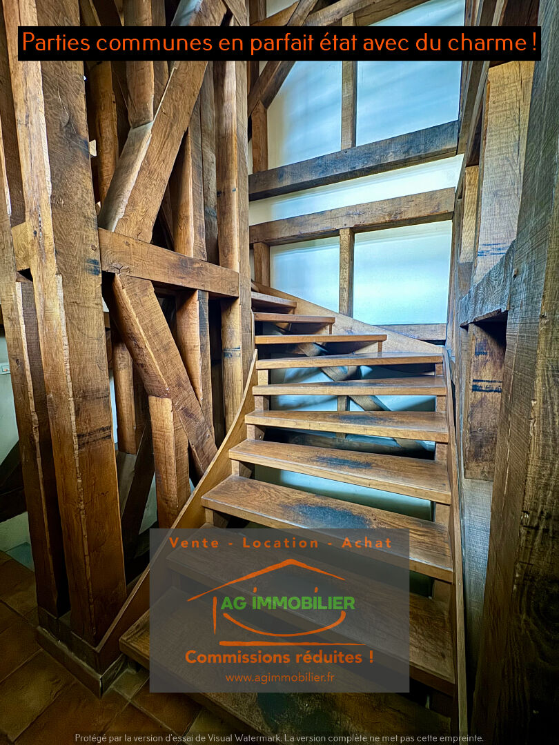 Photo Rennes rue Legraverand, rue de Saint-Malo T2 de 34 m2 dans une copropriété de charme entièrement rénovée en 1994 ! image 3/6