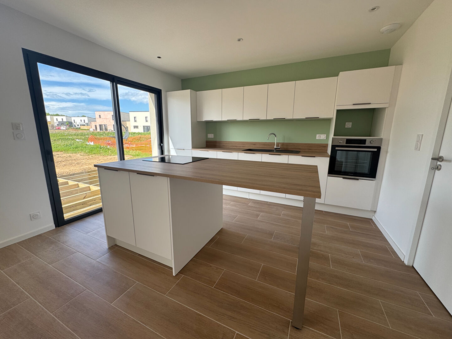 Photo La Chapelle Des Fougeretz, maison neuve de 125m² sur 393m² de terrain exposé ouest ! image 4/6