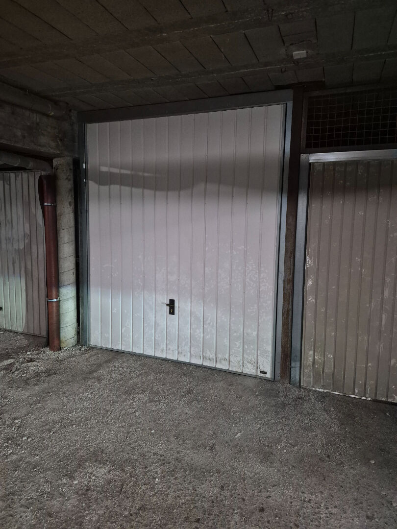 Garage/Box à Besançon