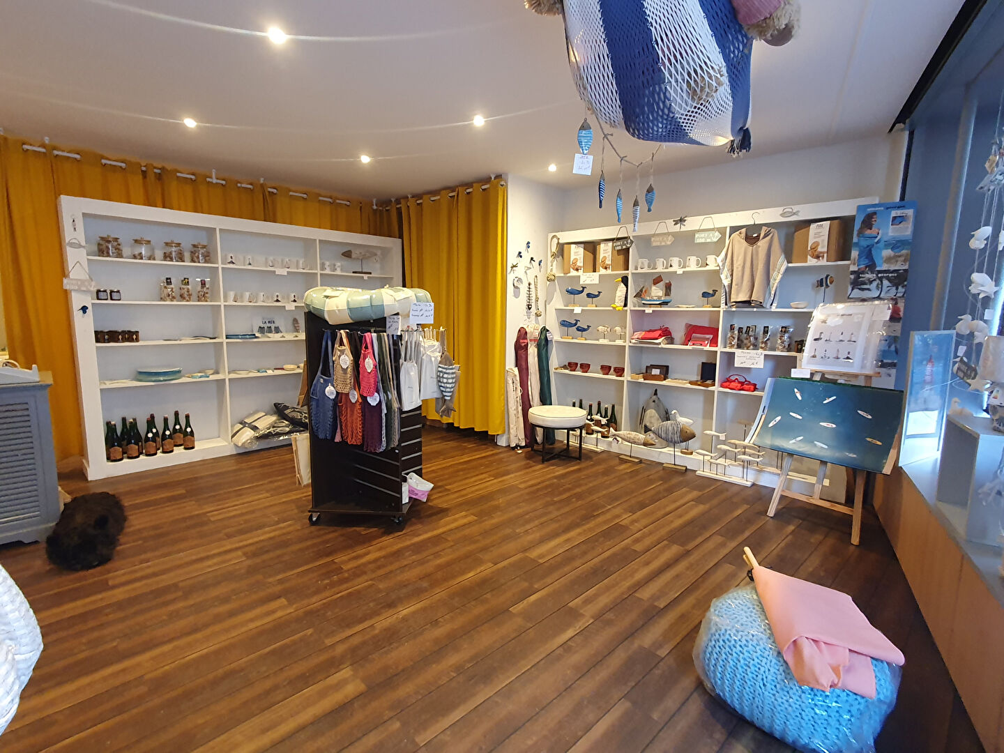 Immeuble Locmariaquer, centre bourg