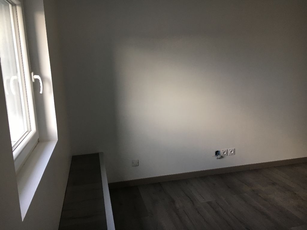 bureau à louer ETERVILLE