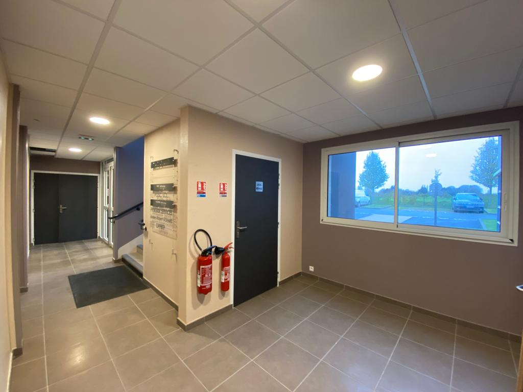 bureau en vente ST CONTEST