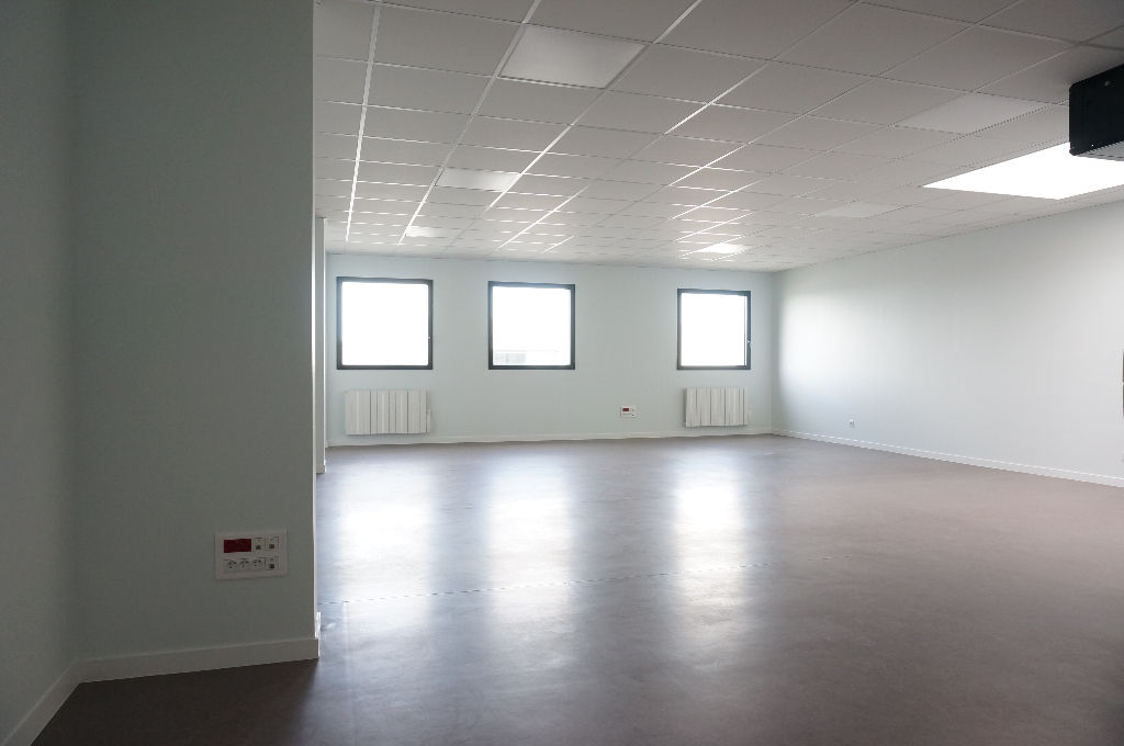 bureau à louer HEROUVILLE SAINT CLAIR