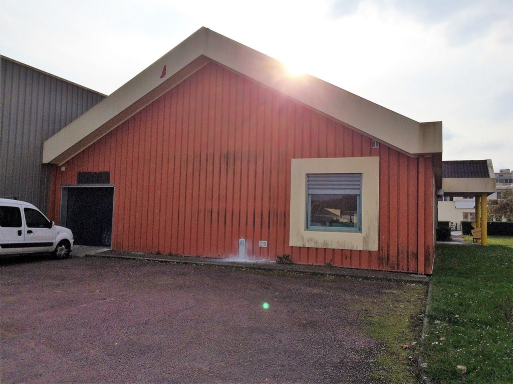 local d'activité en vente HEROUVILLE SAINT CLAIR