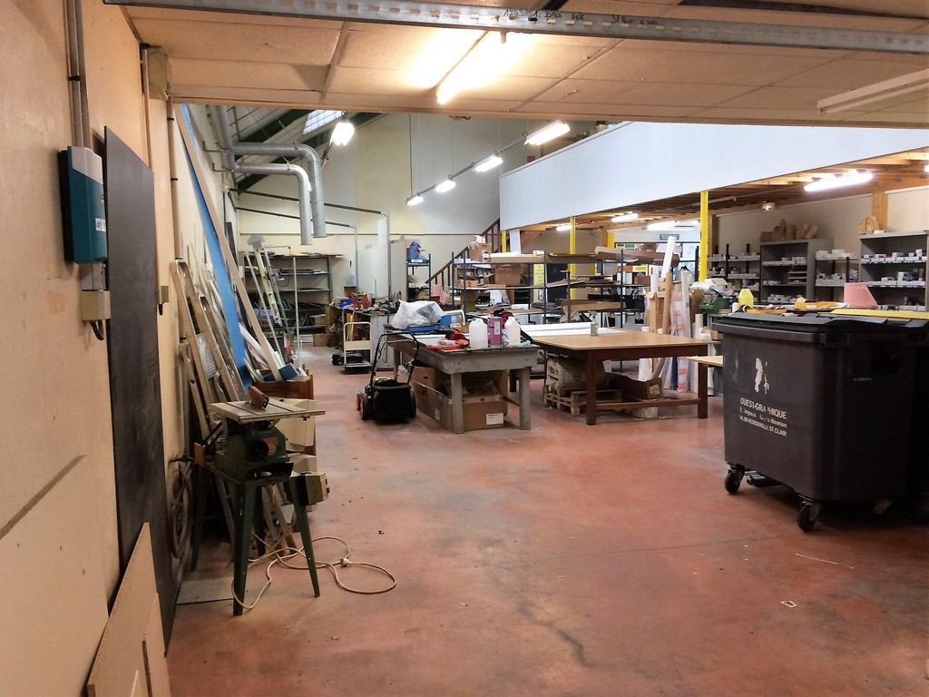 local d'activité en vente HEROUVILLE SAINT CLAIR