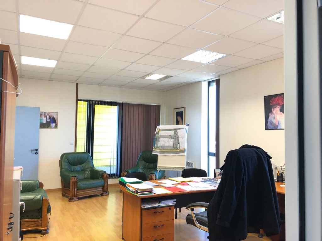 local d'activité à louer IFS