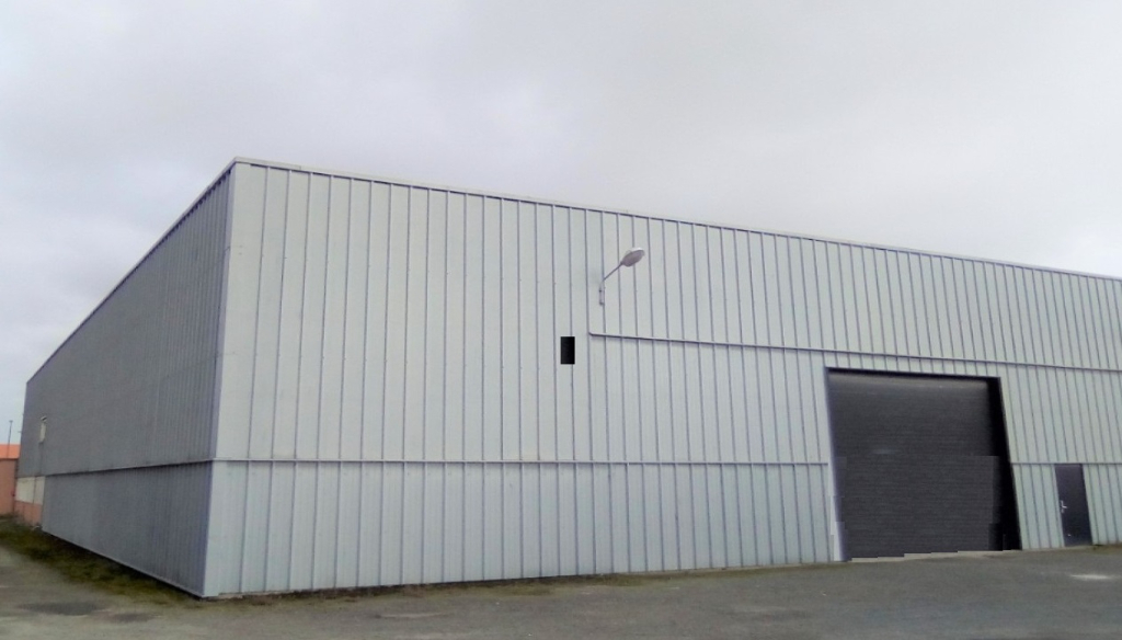 local d'activité en vente MONDEVILLE