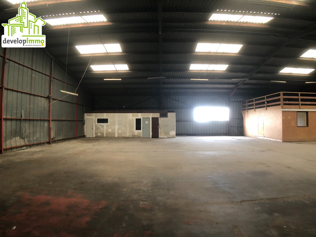 entrepôt en vente SAINT MARTIN DE FONTENAY