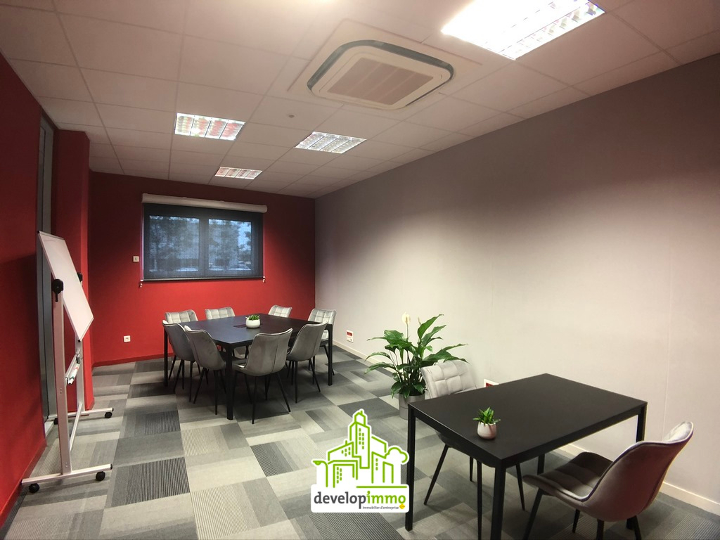 local commercial en vente LOUVIGNY