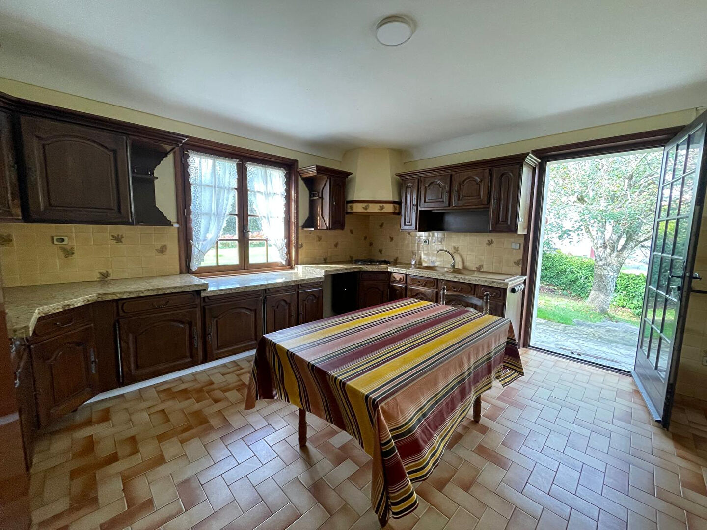 Photo MAISON FAMILIALE AVEC PARC ARBORÉ image 4/6