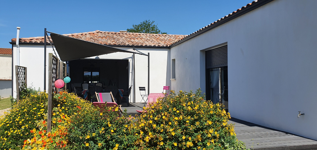 Pavillon spacieux et récent