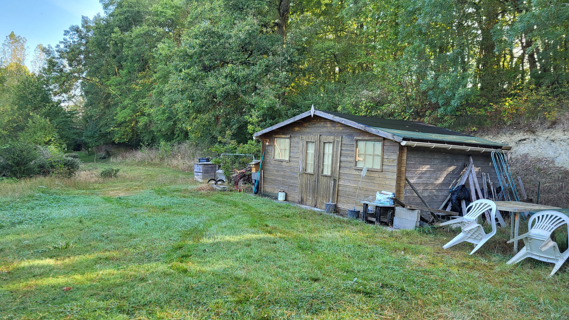 Photo Grande maison et grand terrain image 2/5