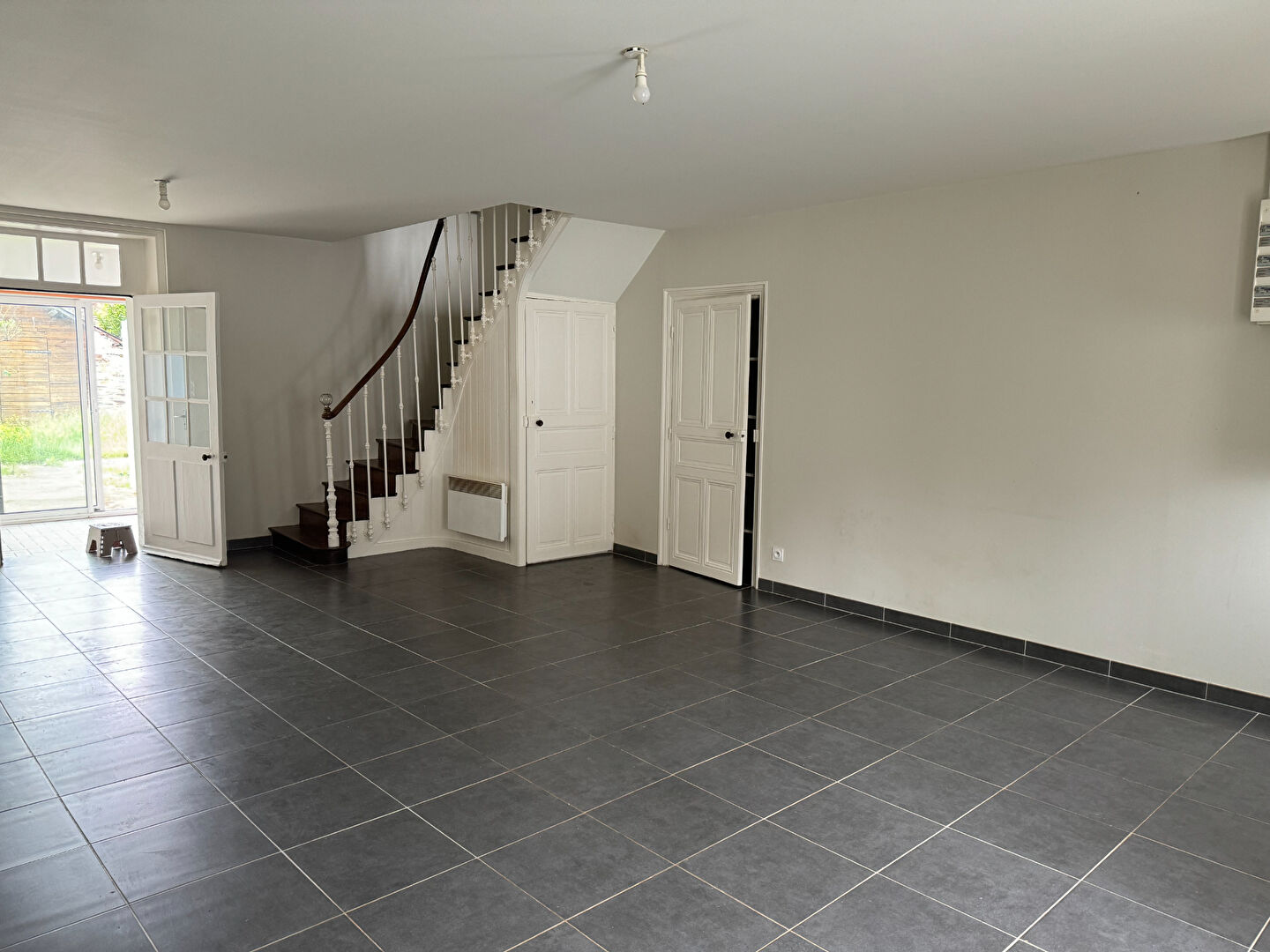 Photo MAISON DE BOURG : LE PIN image 1/4