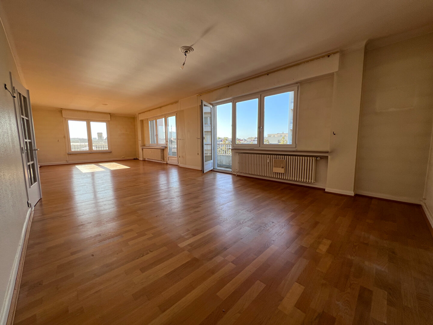 Photo Appartement Thionville plein centre 4 pièce(s) 120 m2 image 2/5