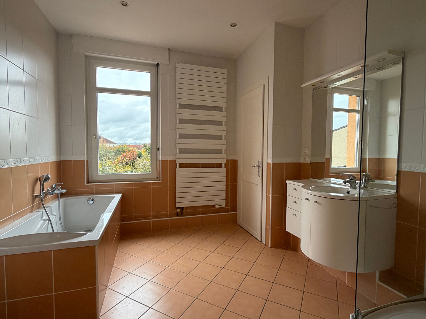 Photo Yutz - Maison de charme 1906, 200 m², quartier calme image 4/6