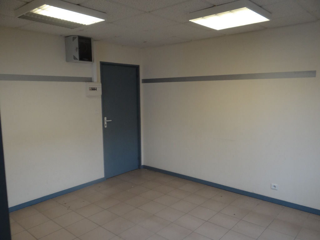 Photo Bureaux La Roche Sur Yon 39 m2 image 2/2