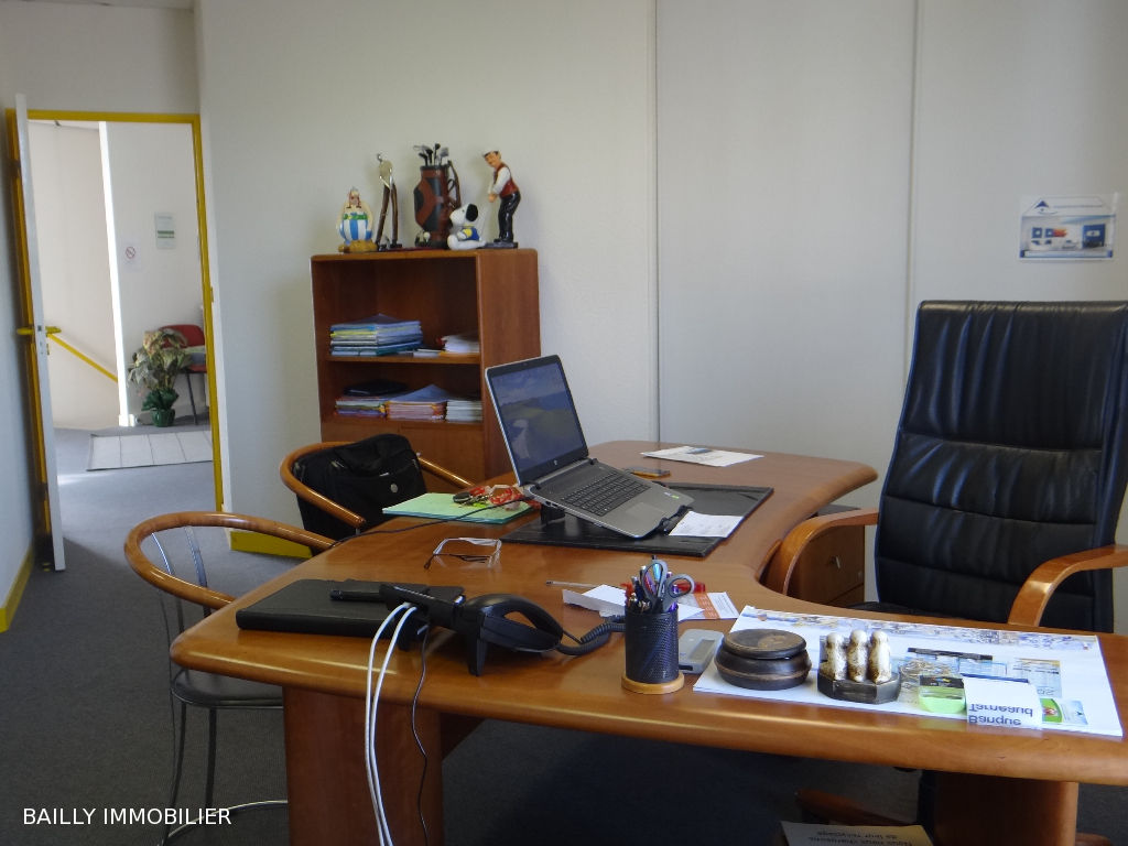 Bureau  La Roche Sur Yon 5 pièce(s) - 125 m2