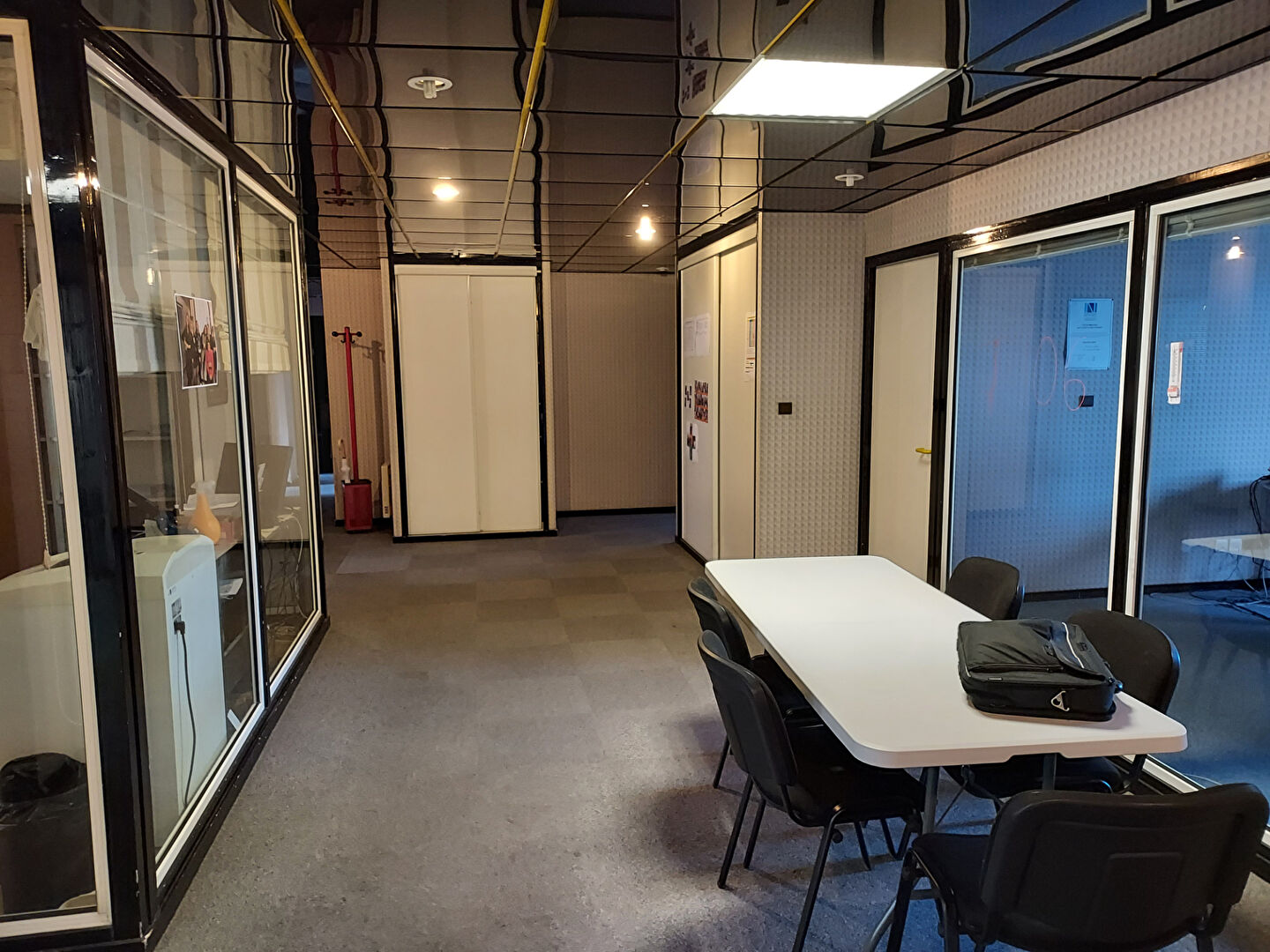 Photo LA ROCHE SUR YON - Bureaux  281 m2 image 5/6