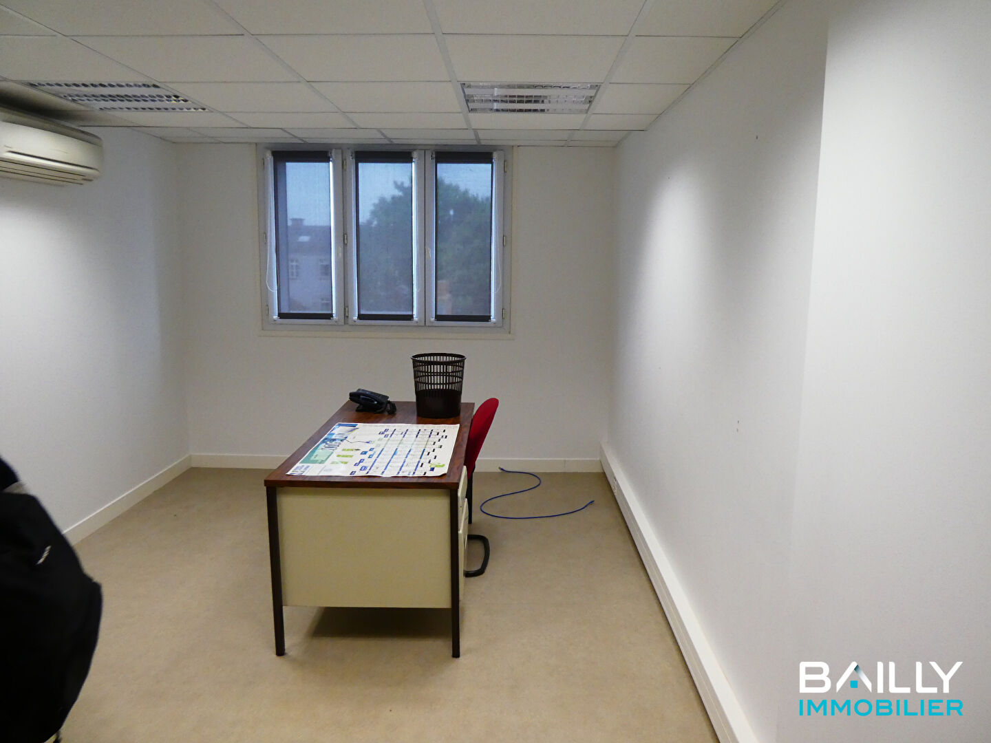 Photo Bureaux 187.79 m2 LA ROCHE SUR YON image 5/5