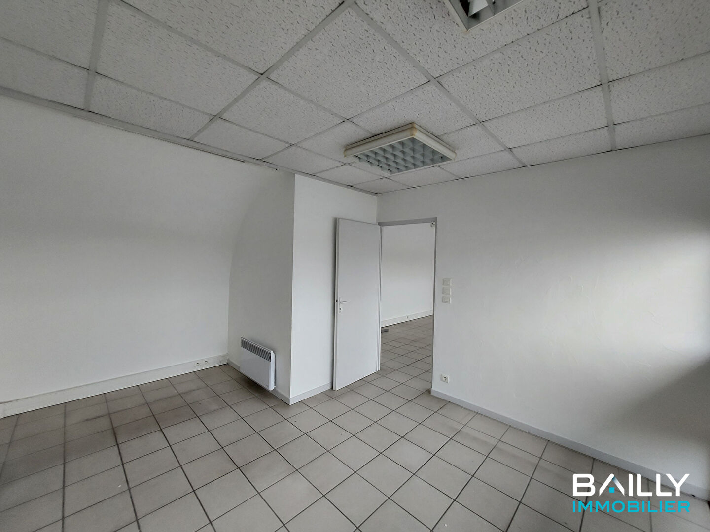 Photo Bureaux La Roche Sur Yon 130 m2 image 2/6