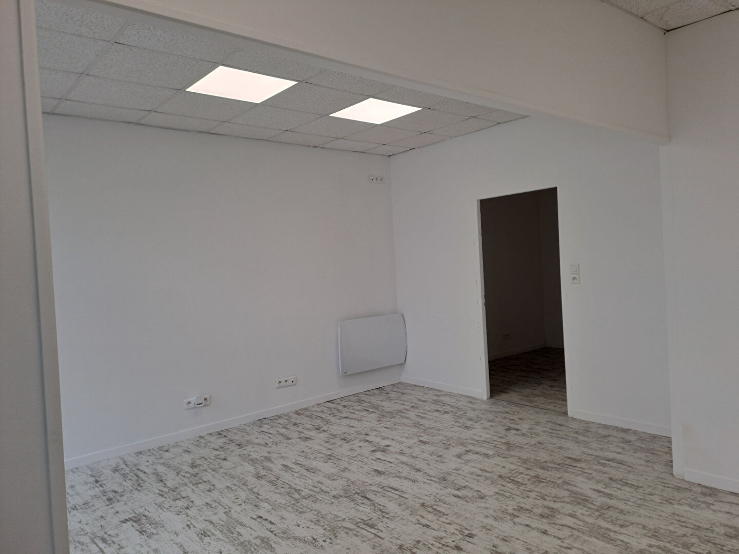 Photo Local commercial La Roche Sur Yon 40 m2 image 4/6