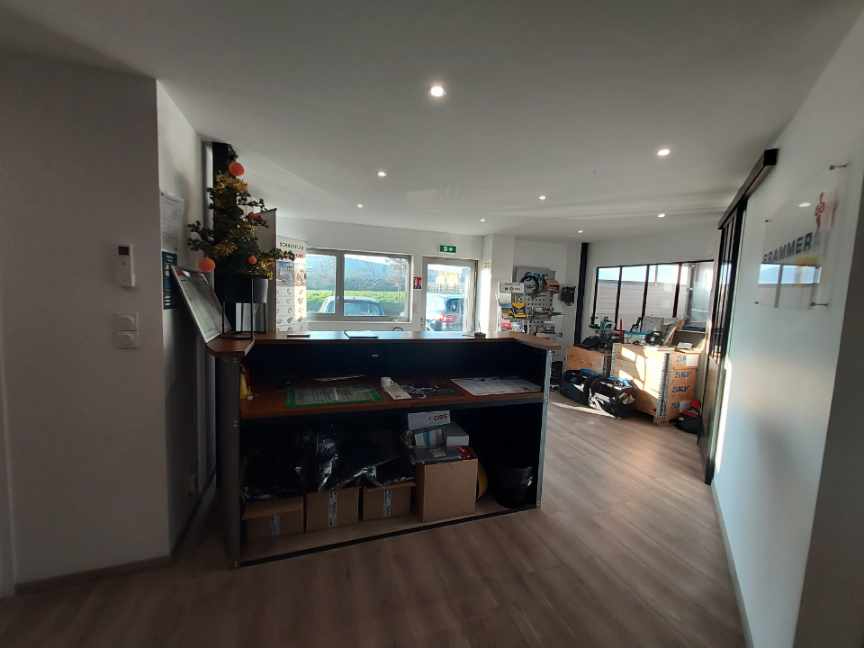 Photo Local d'activités -  Venansault - 300 m2 image 2/3