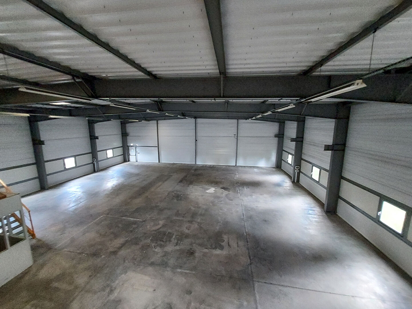 Photo Local commercial La Roche Sur Yon 504 m2 image 3/5