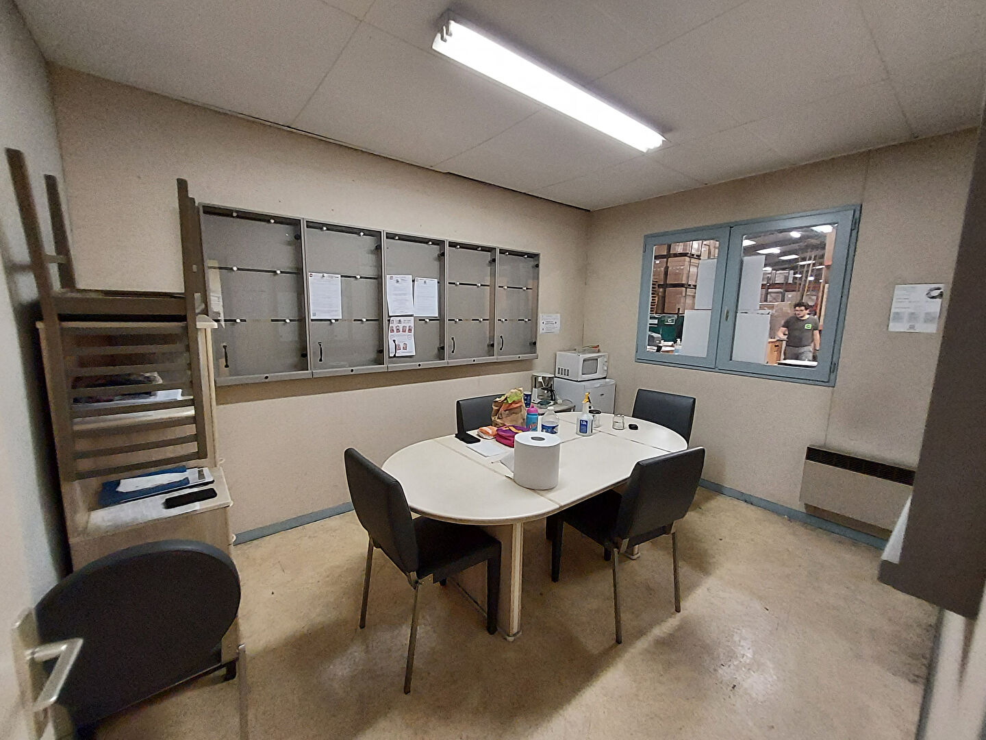 Photo Local commercial Chantonnay 3000 m2 image 3/4