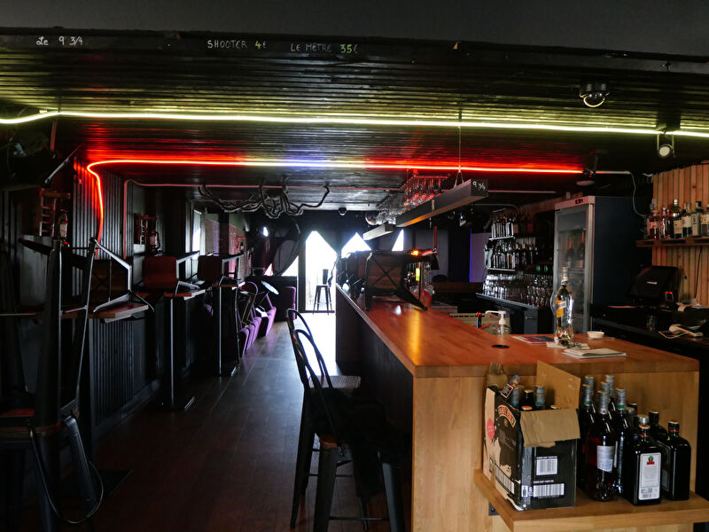 Local commercial La Roche Sur Yon 182 m2