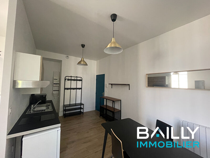 Photo Immeuble de rapport La Roche Sur Yon 15 appartements 490 m2 image 2/6